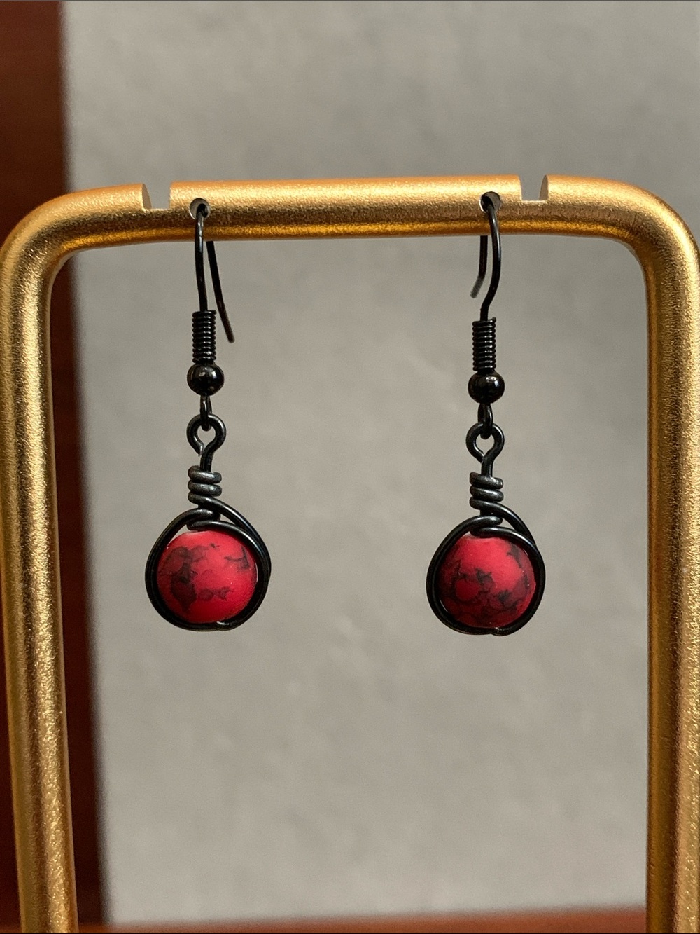 NWT Handmade wire wrapped matte red and black bead earrings